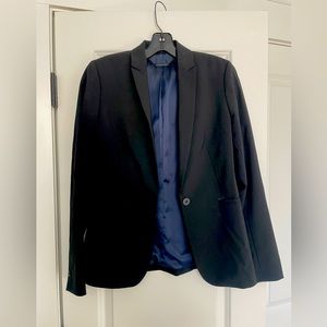 Elie Tahari Black Blazer